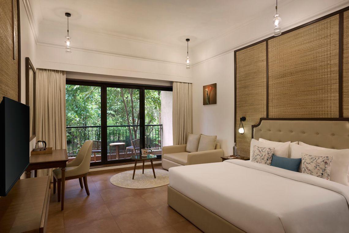 Bhanu The Fern, photo 3