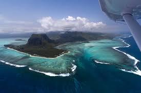 Tropical Island Wonders: Catamaran, Coastlines & Marine Life