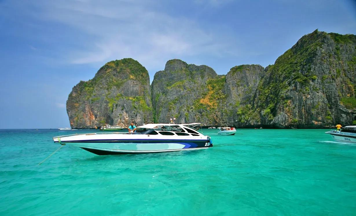 Thailand Adventure Escape (Phuket-Krabi-Phi Phi)